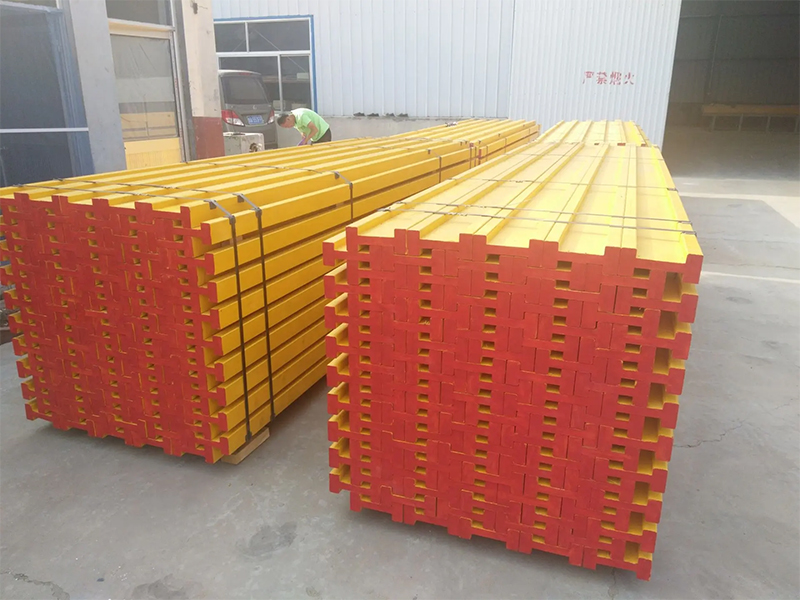 5.9m H20 beam customized Light structural timber I-beam with red plastic covers